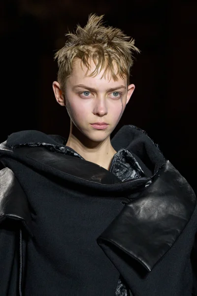 Look 61